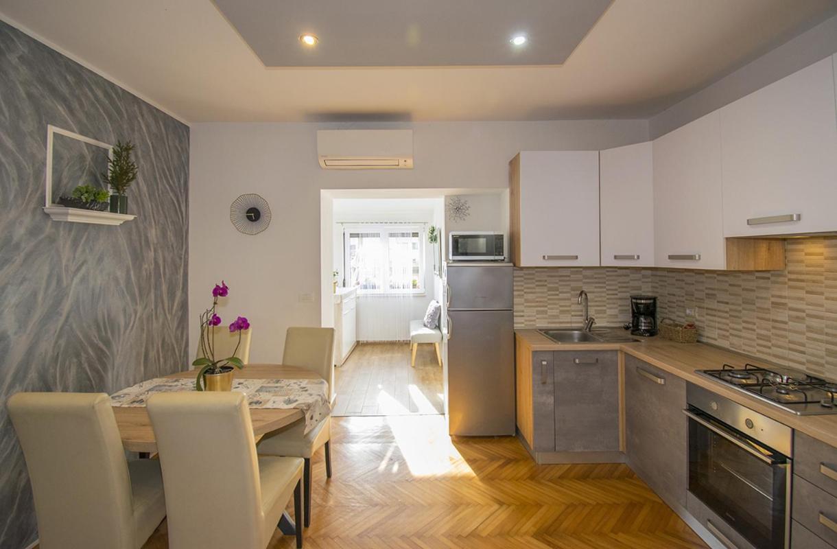 Apartment Edera, Near The Town In A Quiet Location โรวีน ภายนอก รูปภาพ